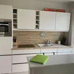 Appartement Familial, Lumineux Avec Parking & Terrasse