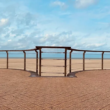 Familial, Lumineux Avec Parking & Terrasse Apartment Ostend
