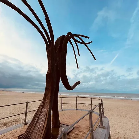 Familial, Lumineux Avec Parking & Terrasse Διαμέρισμα *