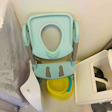 Familial, Lumineux Avec Parking & Terrasse *