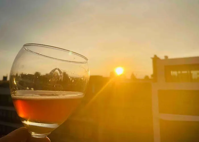 Familial, Lumineux Avec Parking & Terrasse * Oostende