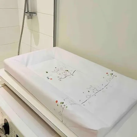 Familial, Lumineux Avec Parking & Terrasse Appartamento Ostenda